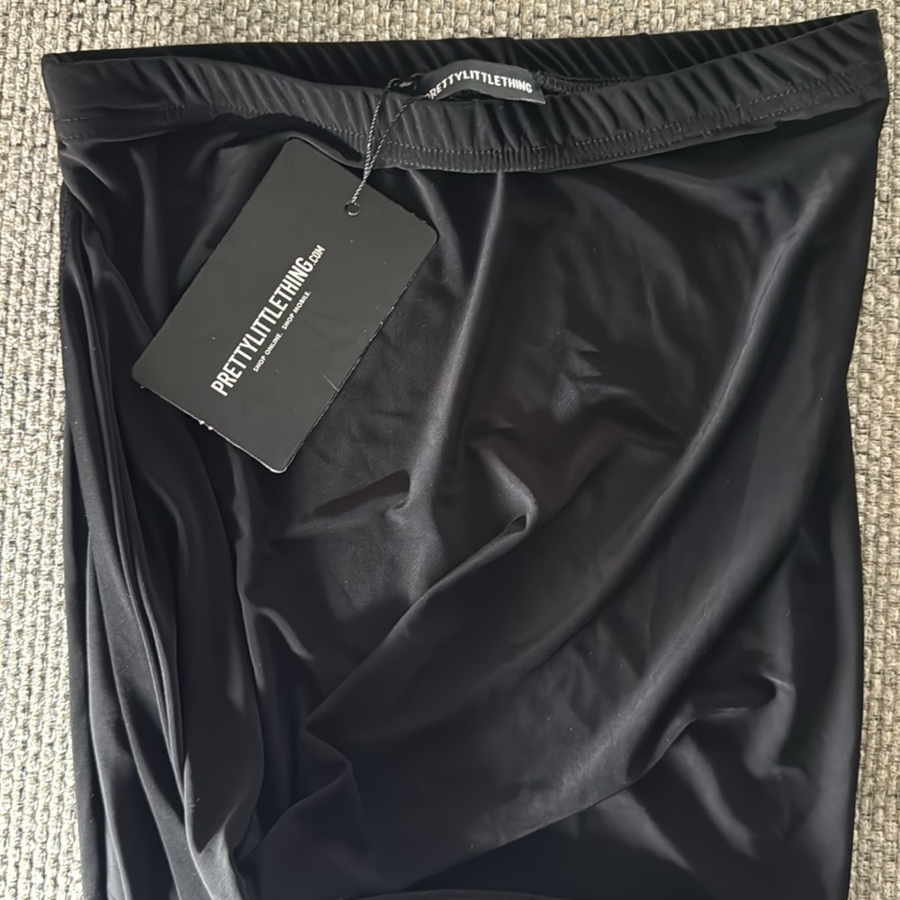 PLT skirt w/ slit